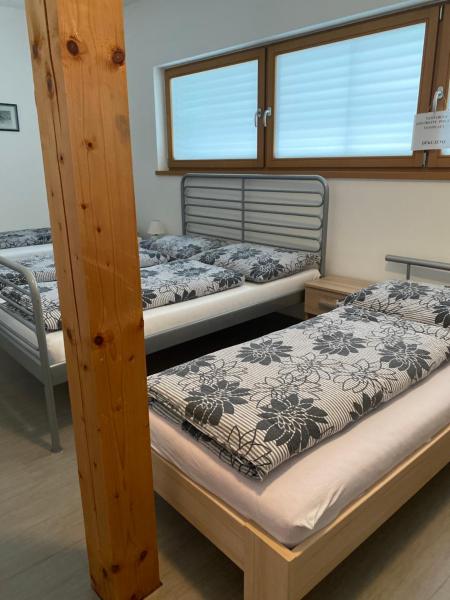 På billedet ses objektet Apartmán Hustopeče beliggende i byen Hustopeče.