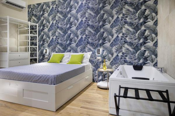 Na fotografii je vidět objekt Live suite Napoli nacházející se ve městě Neapol.