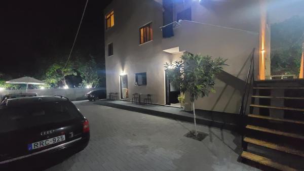 Guest House Tian & Hojz - Albanie