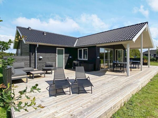 8 person holiday home in Væggerløse, Marielyst