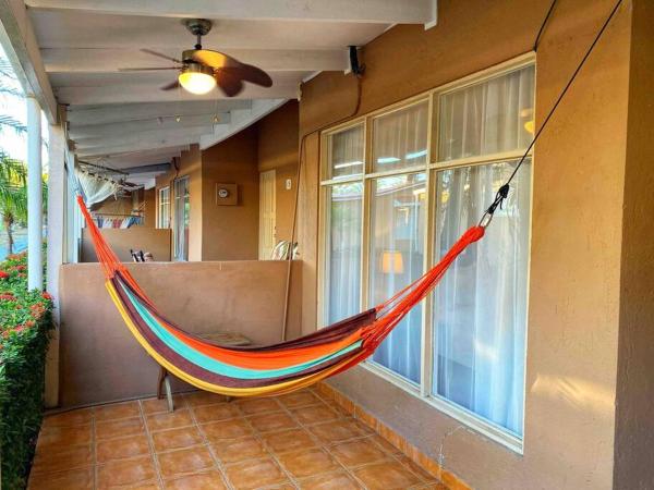 A la foto es mostra l'objecte Beach Bliss - 1BR Villa with Pool 2 blocks from ocean situat a la ciutat de Jacó.