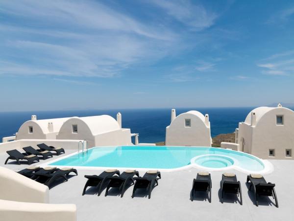 A la foto es mostra l'objecte Dome Santorini Resort situat a la ciutat de Imerovigli.