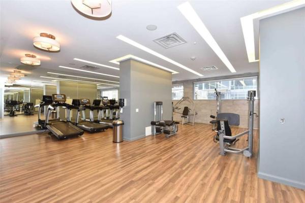 Modern Yorkville 1Br 1Ba Gym Upscale Area, Toronto