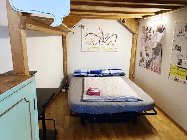 FRO-MEDIA - Room - Backside - Community Space -, Vienna
