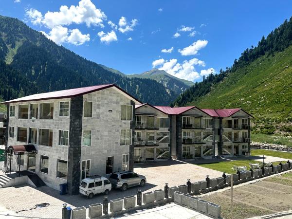 A la foto es mostra l'objecte Kunhar Hotel RiverSide Block situat a la ciutat de Nārān.