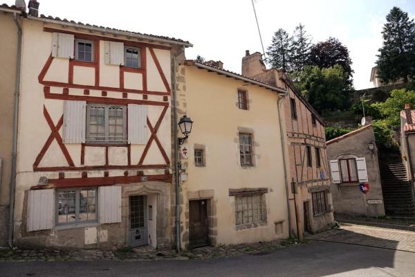 A la foto es mostra l'objecte Gîte Férolle situat a la ciutat de Adilly.