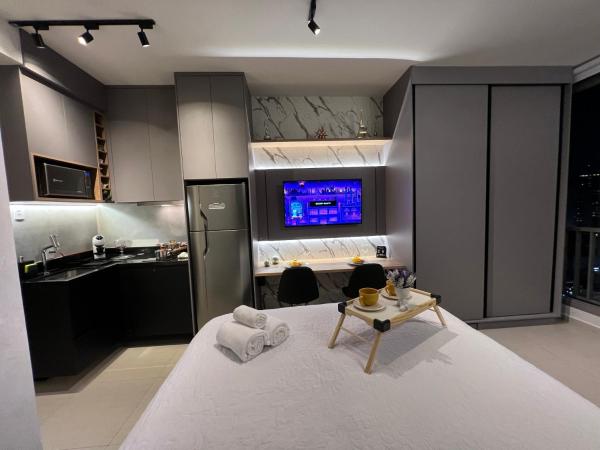 Apartamento novo e luxuoso ao lado do Allianz, São Paulo