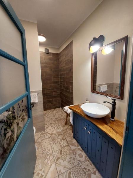 A la foto es mostra l'objecte Marókahegy situat a la ciutat de Csapi.