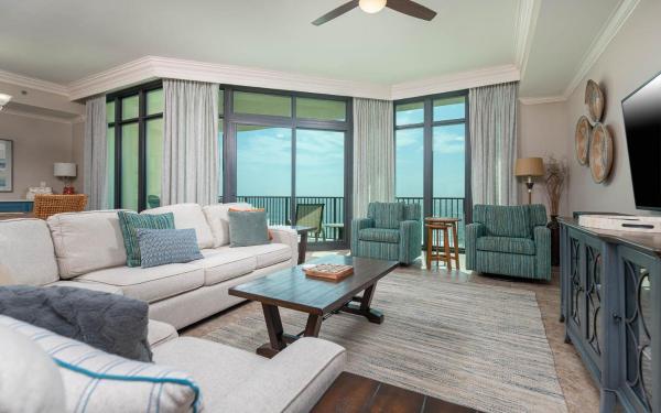 På billedet ses objektet Phoenix West 807 condo beliggende i byen Orange Beach.