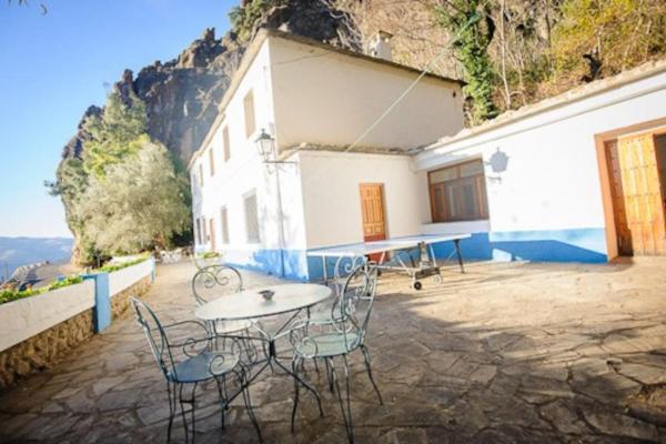 A la foto es mostra l'objecte Casa Rural El Olivo. Alpujarra. situat a la ciutat de Lobras.