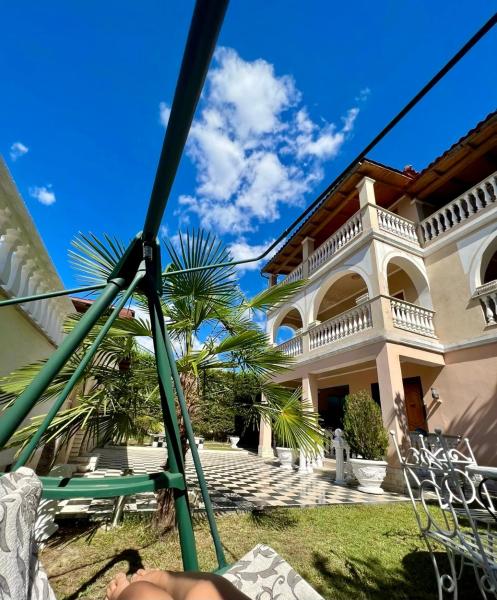 A la foto es mostra l'objecte Guest House Pulake situat a la ciutat de Berat.