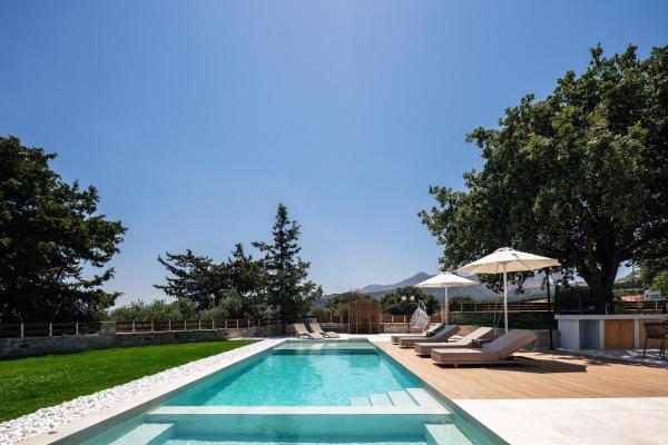 Nella foto è visibile l'oggetto Tree Life Residence situato nella città di Mikro Metochi.