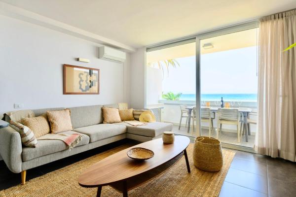 Charming 2 Bedroom Retreat With Beachfront Views - Maspalomas