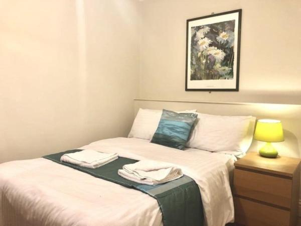 Unique 3 bedrooms London, London