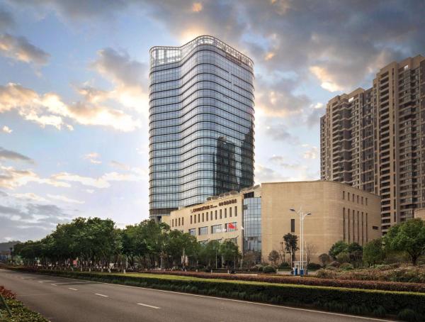 På billedet ses objektet DoubleTree By Hilton Ningbo Beilun beliggende i byen Ningbo.