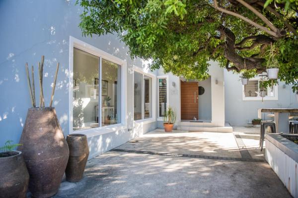 Auf dem Foto ist das Objekt The Whale on Main B&B in der Stadt Hermanus zu sehen.