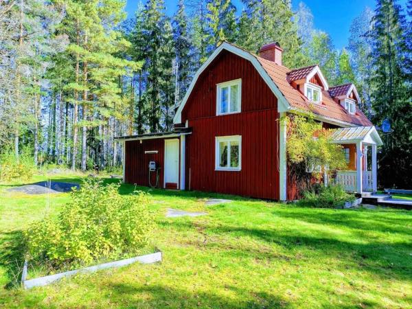 Auf dem Foto ist das Objekt Torp ved Mårbacka (Helt hus til leie) Östra Ämtervik/ Sunne in der Stadt Ransäter zu sehen.