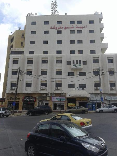 På billedet ses objektet Omaima Hotel Apartments beliggende i byen Amman.