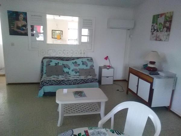 Studio 2-ème étage Cœur de Saint-François, Saint-François