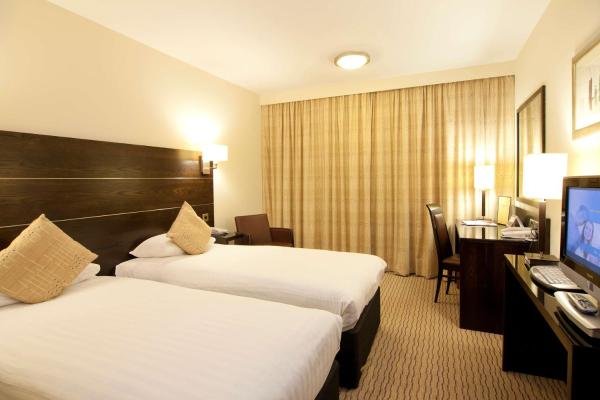 Tvåbäddsrum — 23 m² - DoubleTree by Hilton London Heathrow Airport