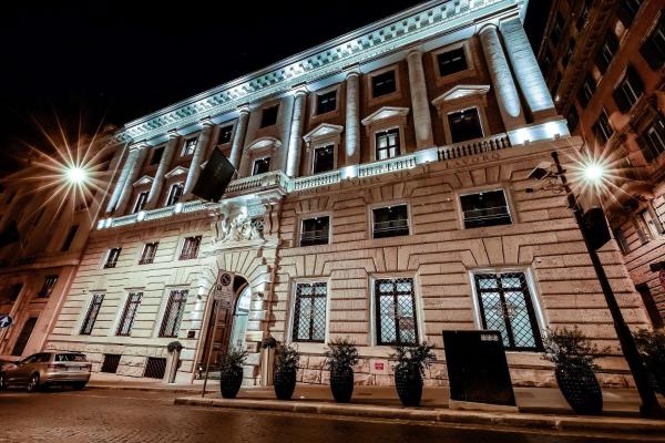 Aleph Rome Hotel, Curio Collection By Hilton, Rzym