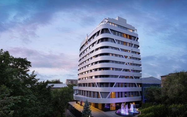 Φωτογραφία 1: DoubleTree by Hilton Almaty