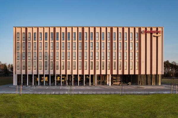 Στη φωτογραφία φαίνεται το αντικείμενο Hampton by Hilton Riga Airport που βρίσκεται στην πόλη Jaunmārupe.