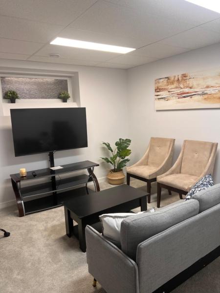 Na fotografii je vidět objekt Basement suite nacházející se ve městě Transcona.