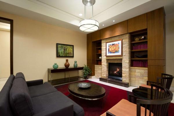 Na zdjęciu widoczny jest obiekt Homewood Suites by Hilton Baltimore położony w mieście Baltimore.