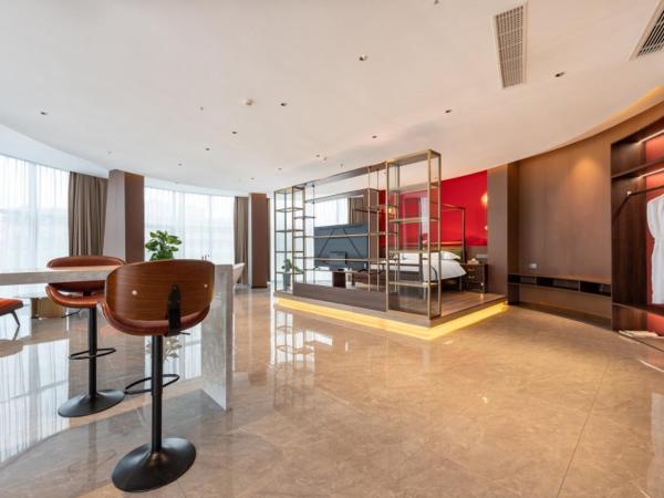 På billedet ses objektet GreenTree Eastern Hotel Fuyang Jieshou Railway Station East Xinyang Road beliggende i byen Balipu.