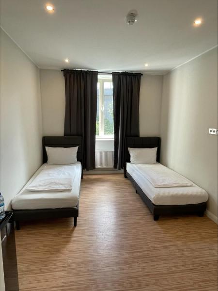 A la foto es mostra l'objecte Ahoi Hostel situat a la ciutat de Harburg.