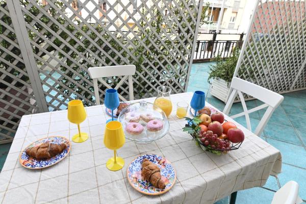 A la foto es mostra l'objecte IzzHome Holiday Terrace situat a la ciutat de Cagliari.