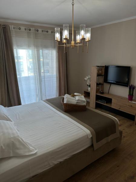 Eja Apartment 3 - Tirana