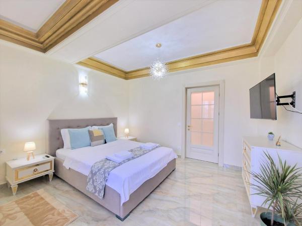 A la foto es mostra l'objecte Laroka House Luxury Apartment City Center Universitate situat a la ciutat de Bucarest.