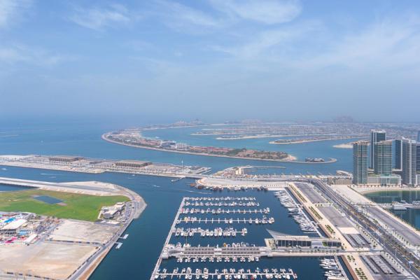 På billedet ses objektet Modern Marina Apt I Gym, Pool, Breathtaking Views beliggende i byen Dubai.
