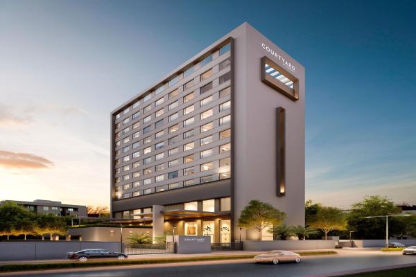 Courtyard By Marriott Vadodara - Vadodara