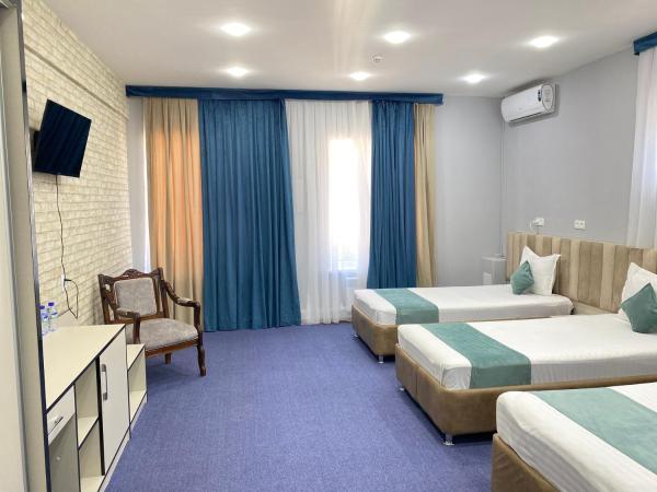 På billedet ses objektet Aperol Hotel beliggende i byen Tasjkent.