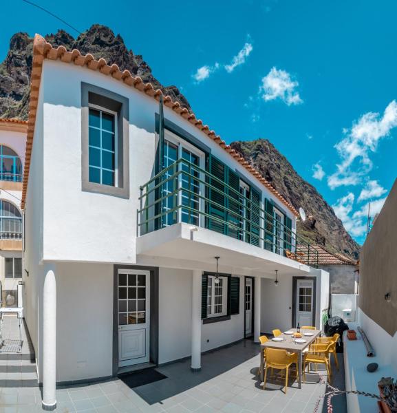 Nella foto è visibile l'oggetto Casa de Praia no Paul do Mar situato nella città di Paul do Mar.