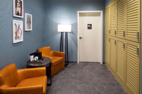 Foto 9: Canopy By Hilton Charlotte SouthPark