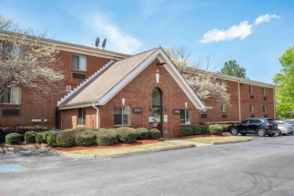 På billedet ses objektet Suburban Studios Montgomery East I-85 beliggende i byen Montgomery.
