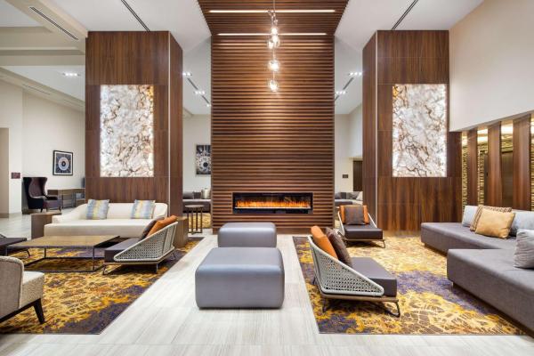 Bild 4: Doubletree by Hilton Toronto Airport, ON