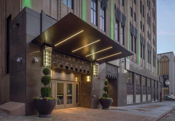 A la foto es mostra l'objecte Tulsa Club Hotel Curio Collection By Hilton situat a la ciutat de Tulsa.