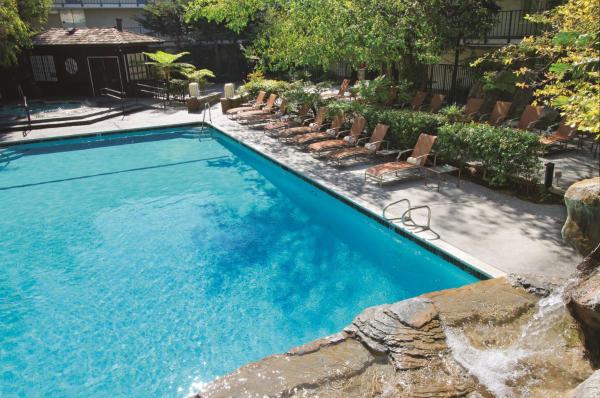 Foto 4: DoubleTree by Hilton Torrance - South Bay