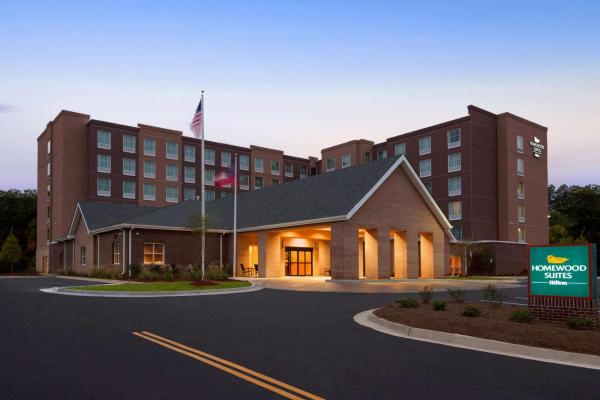 På billedet ses objektet Homewood Suites Atlanta Airport North beliggende i byen Atlanta.