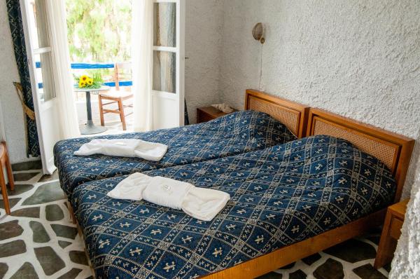 A la foto es mostra l'objecte Manousos' Rooms situat a la ciutat de Galissas.