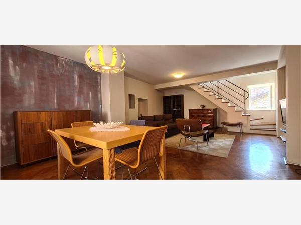 På billedet ses objektet Old Town Boutique House beliggende i byen Stari Grad.
