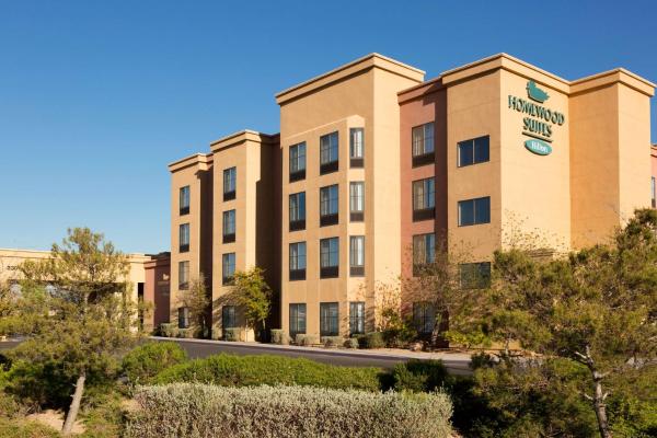 Na foto é possível ver o objeto Homewood Suites by Hilton Las Vegas Airport localizado na cidade de Las Vegas.