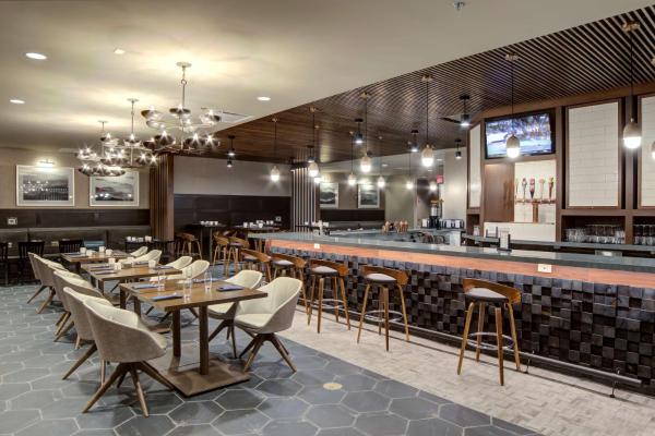 Kuva 9: Doubletree by Hilton Harrisonburg