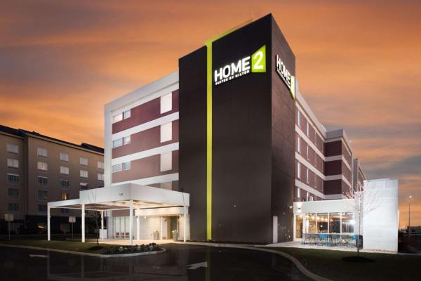 A la foto es mostra l'objecte Home2 Suites By Hilton Newark Airport situat a la ciutat de Newark.