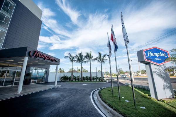 Φωτογραφία 1: Hampton By Hilton Santo Domingo Airport